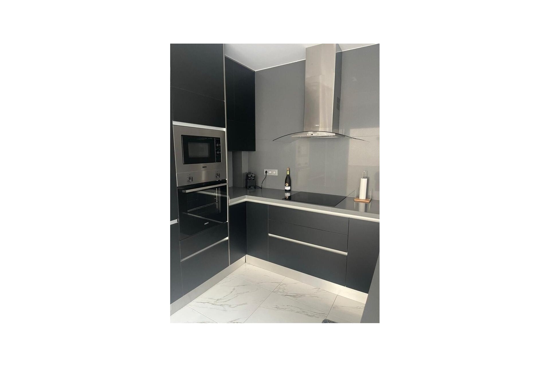 Herverkoop - Villa -
Villamartin - Costa Blanca