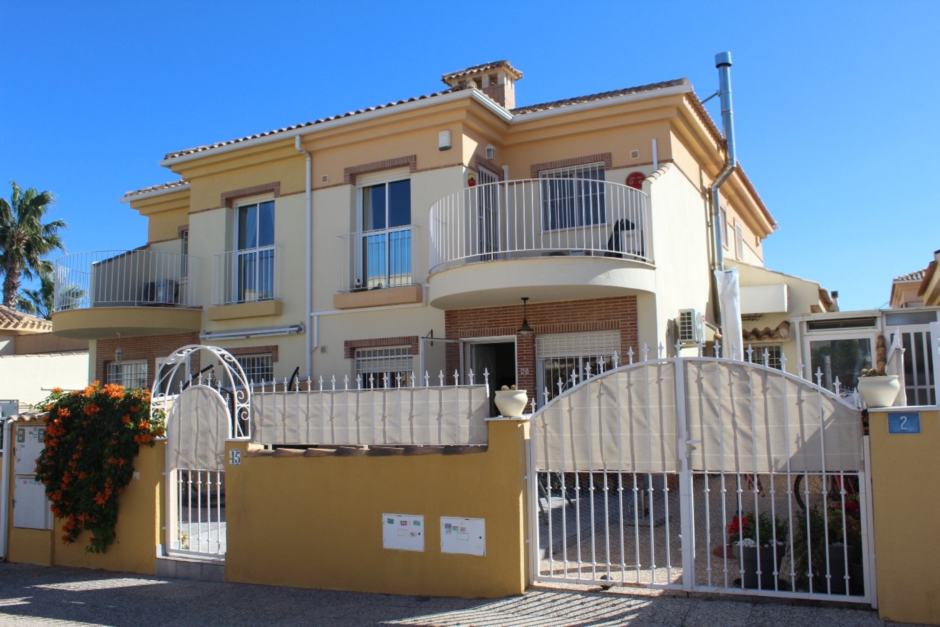 Herverkoop - Villa -
Villamartin - Costa Blanca