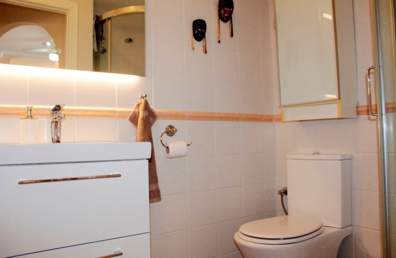 Herverkoop - Villa -
Villamartin - Costa Blanca