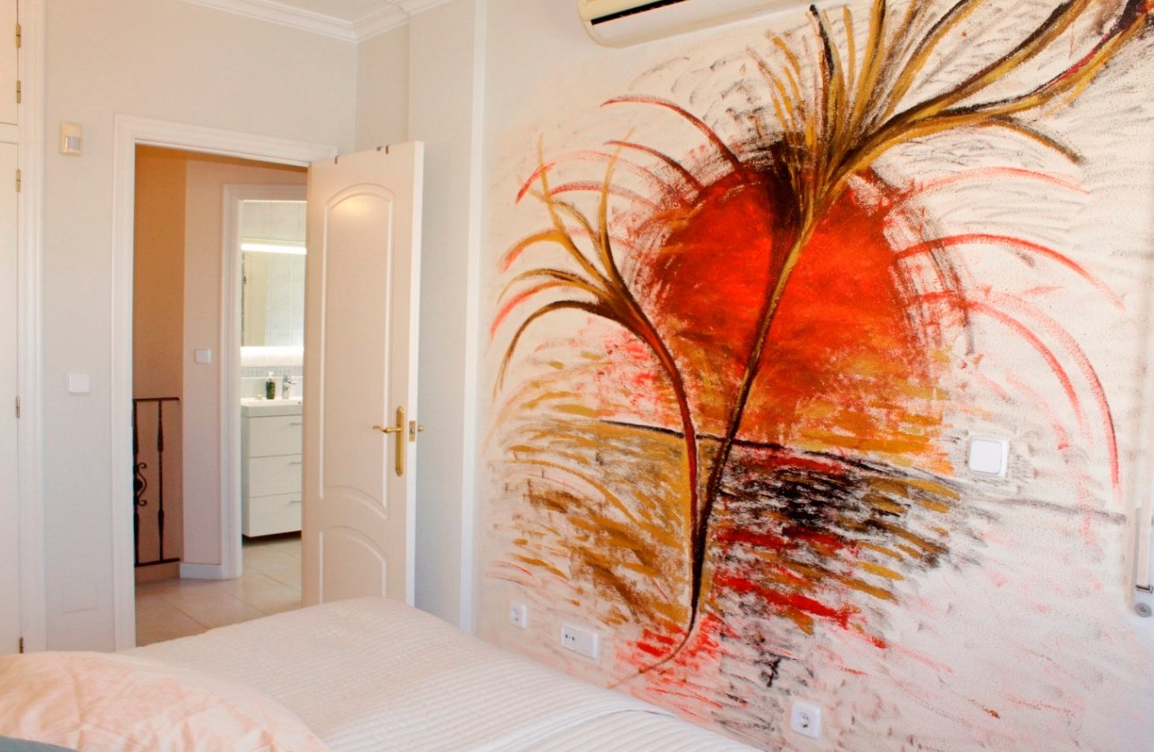 Herverkoop - Villa -
Villamartin - Costa Blanca