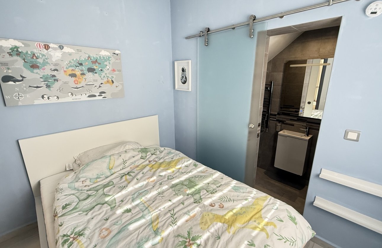 Herverkoop - Villa -
Villamartin - Costa Blanca