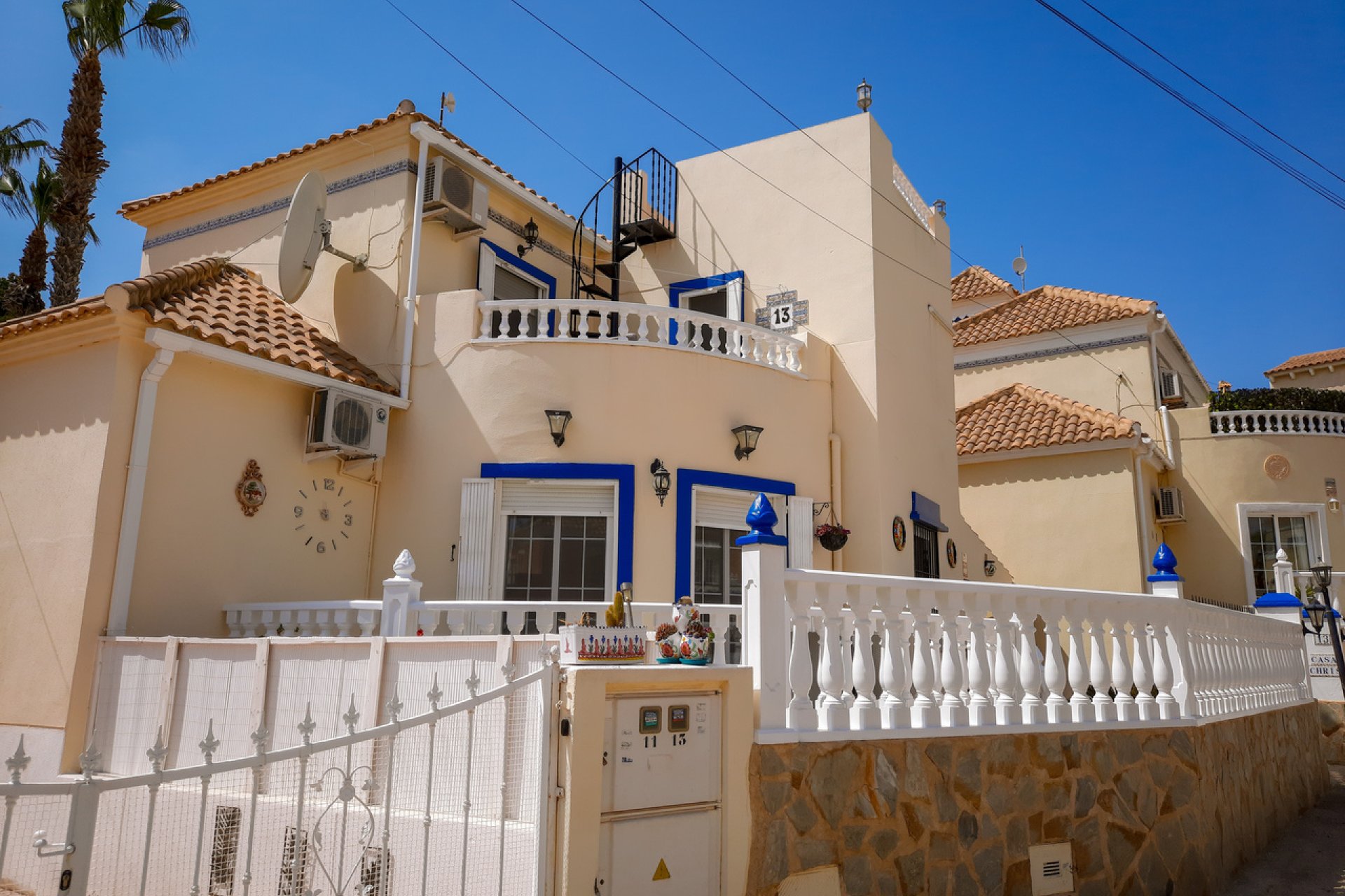 Herverkoop - Villa -
Villamartin - Costa Blanca