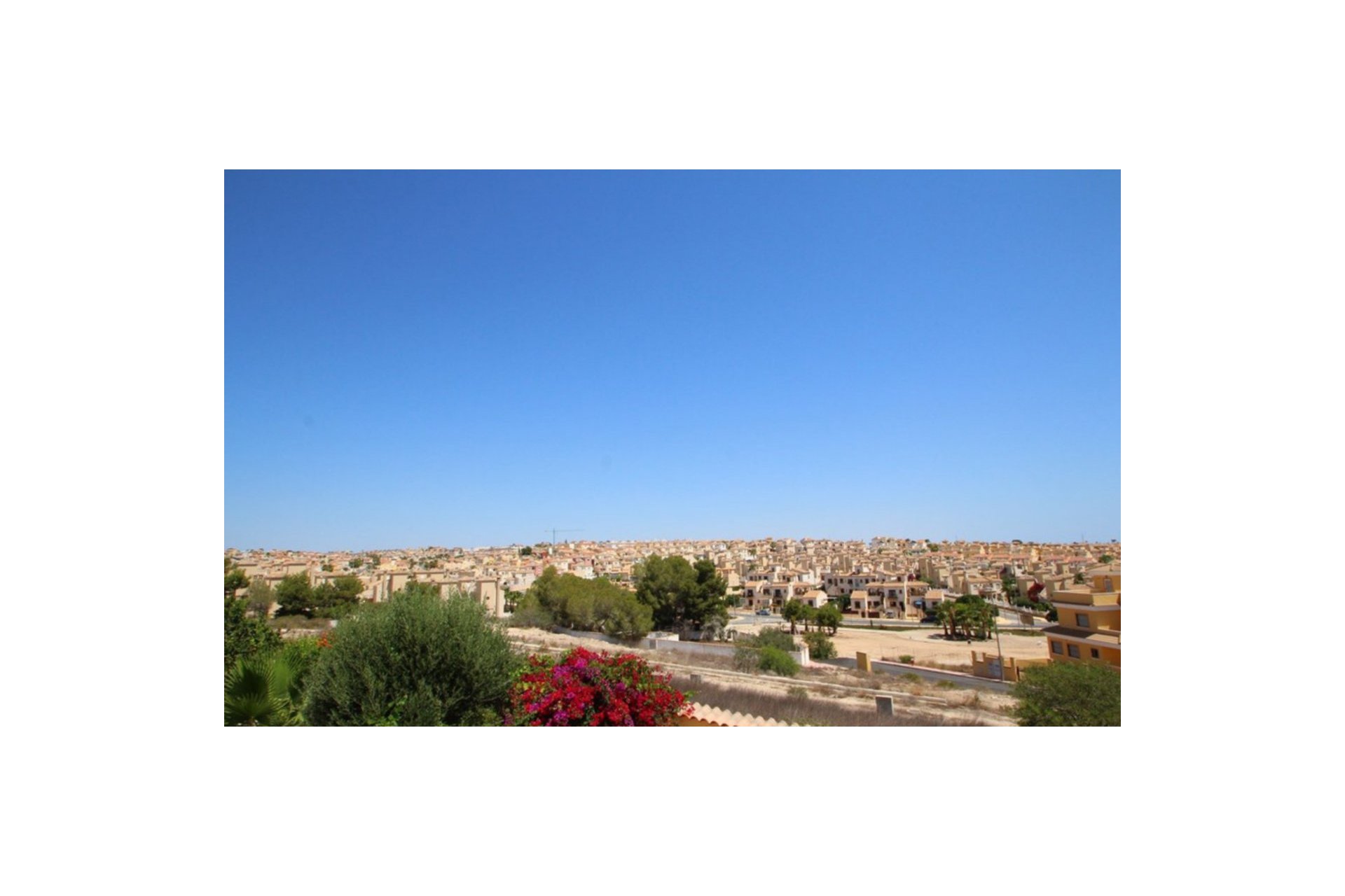 Herverkoop - Villa -
Villamartin - Costa Blanca