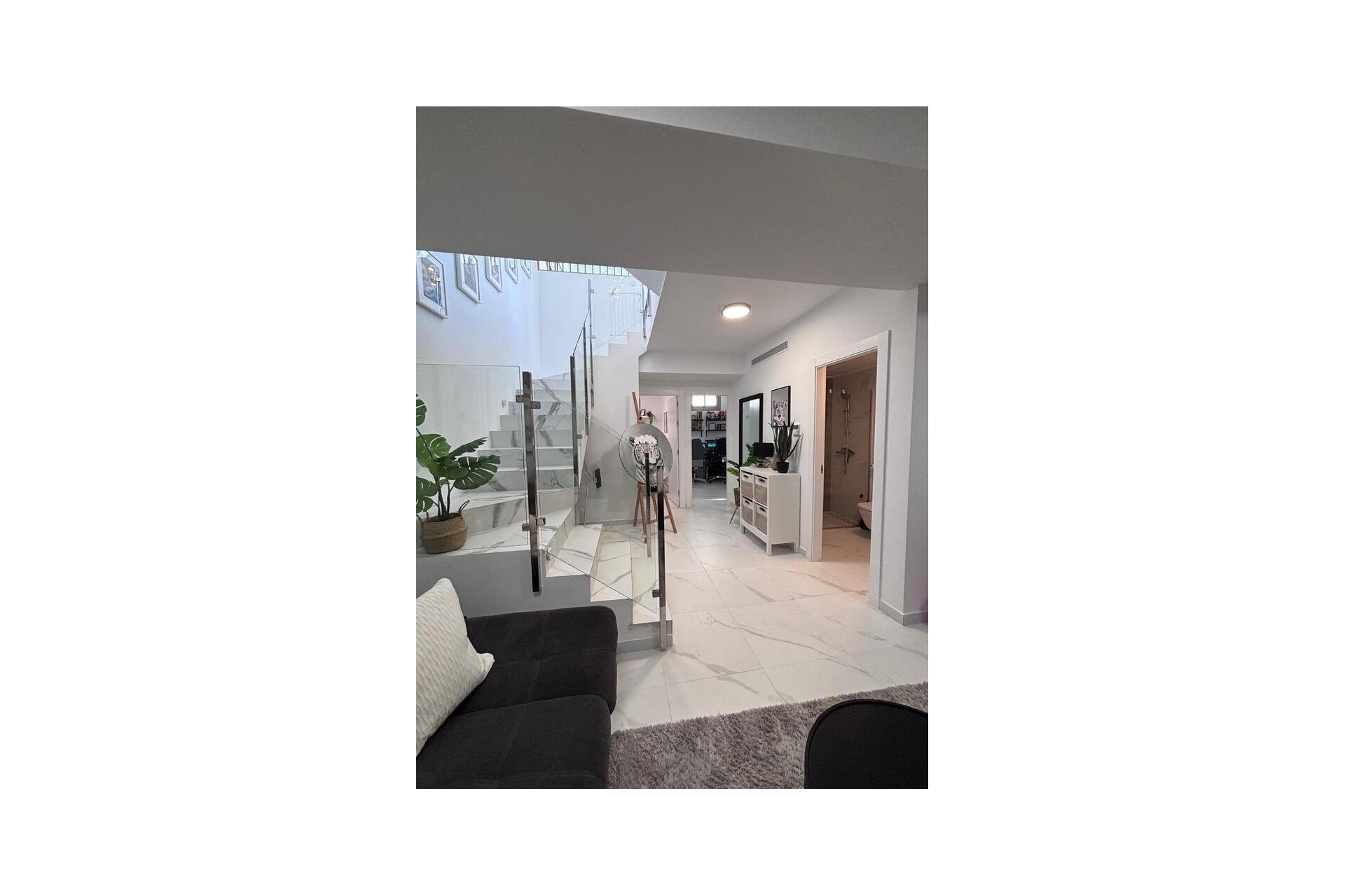 Herverkoop - Villa -
Villamartin - Costa Blanca