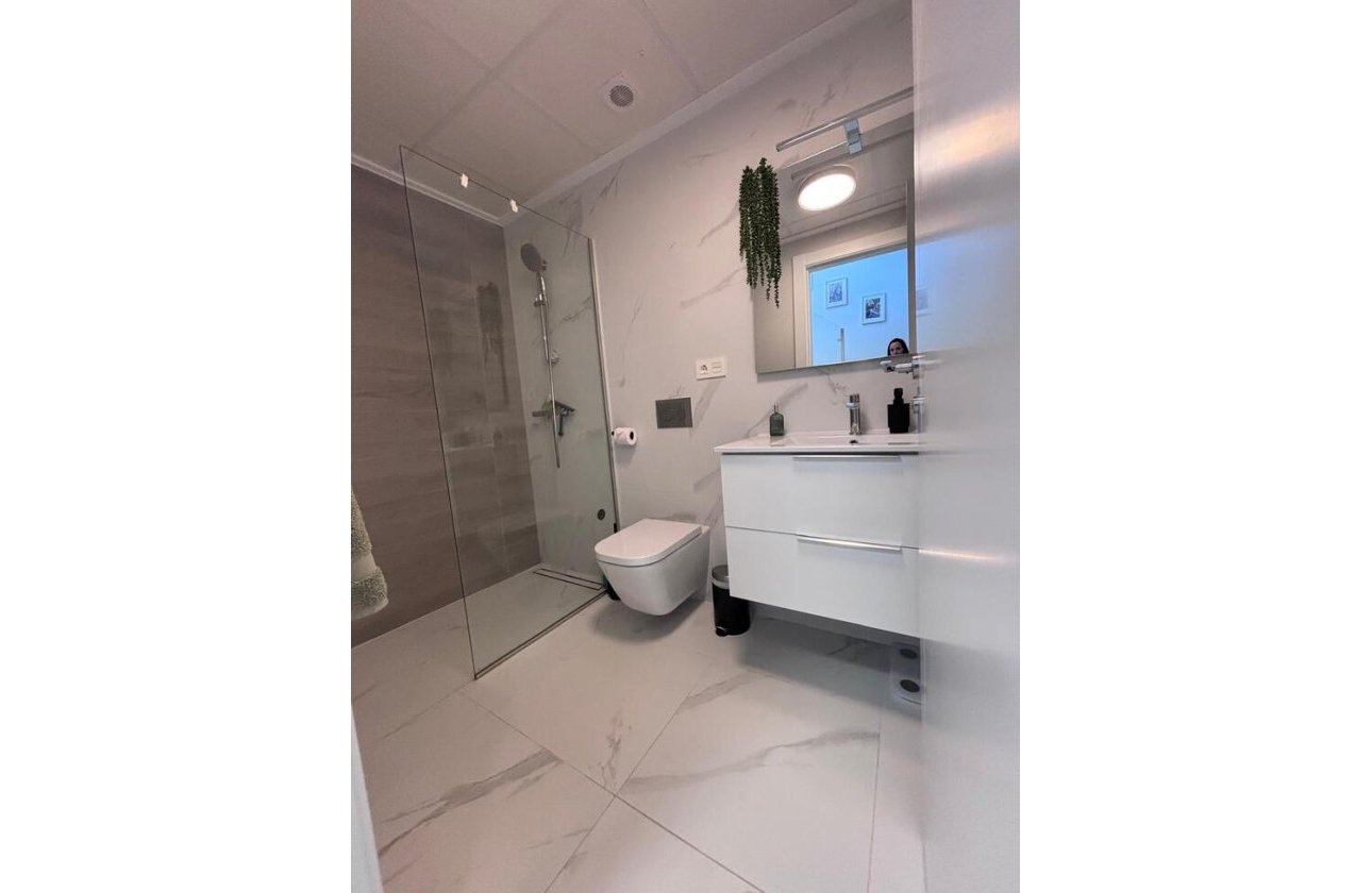 Herverkoop - Villa -
Villamartin - Costa Blanca