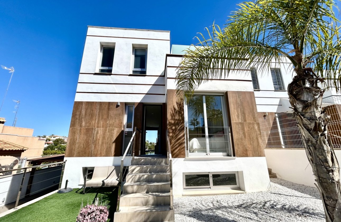 Herverkoop - Villa -
Villamartin - Costa Blanca