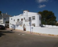 Herverkoop - Villa -
Villamartin - Costa Blanca