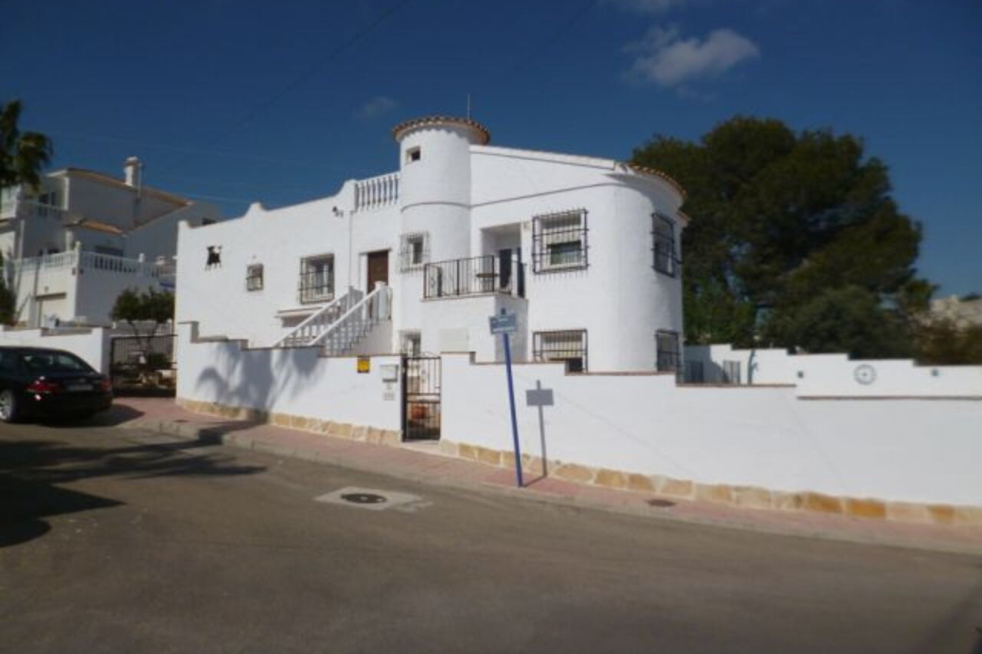 Herverkoop - Villa -
Villamartin - Costa Blanca