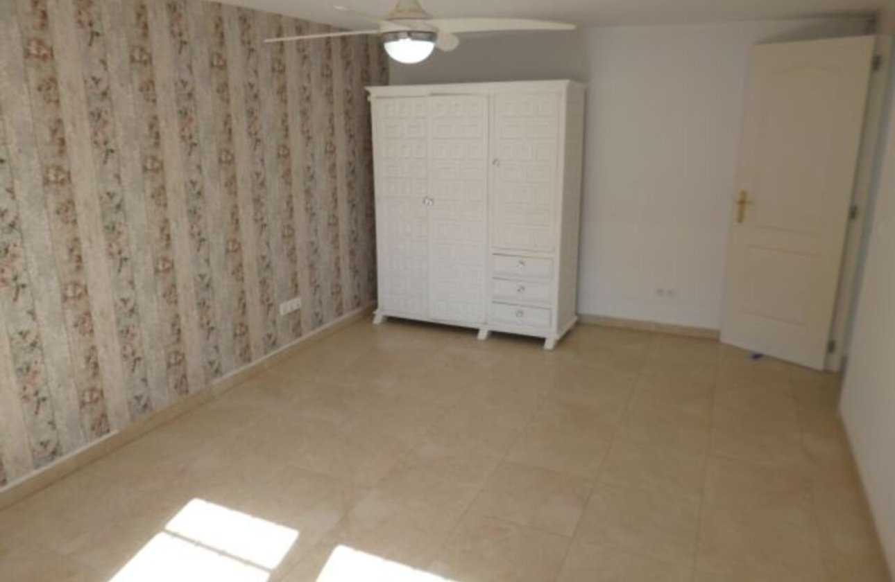 Herverkoop - Villa -
Villamartin - Costa Blanca