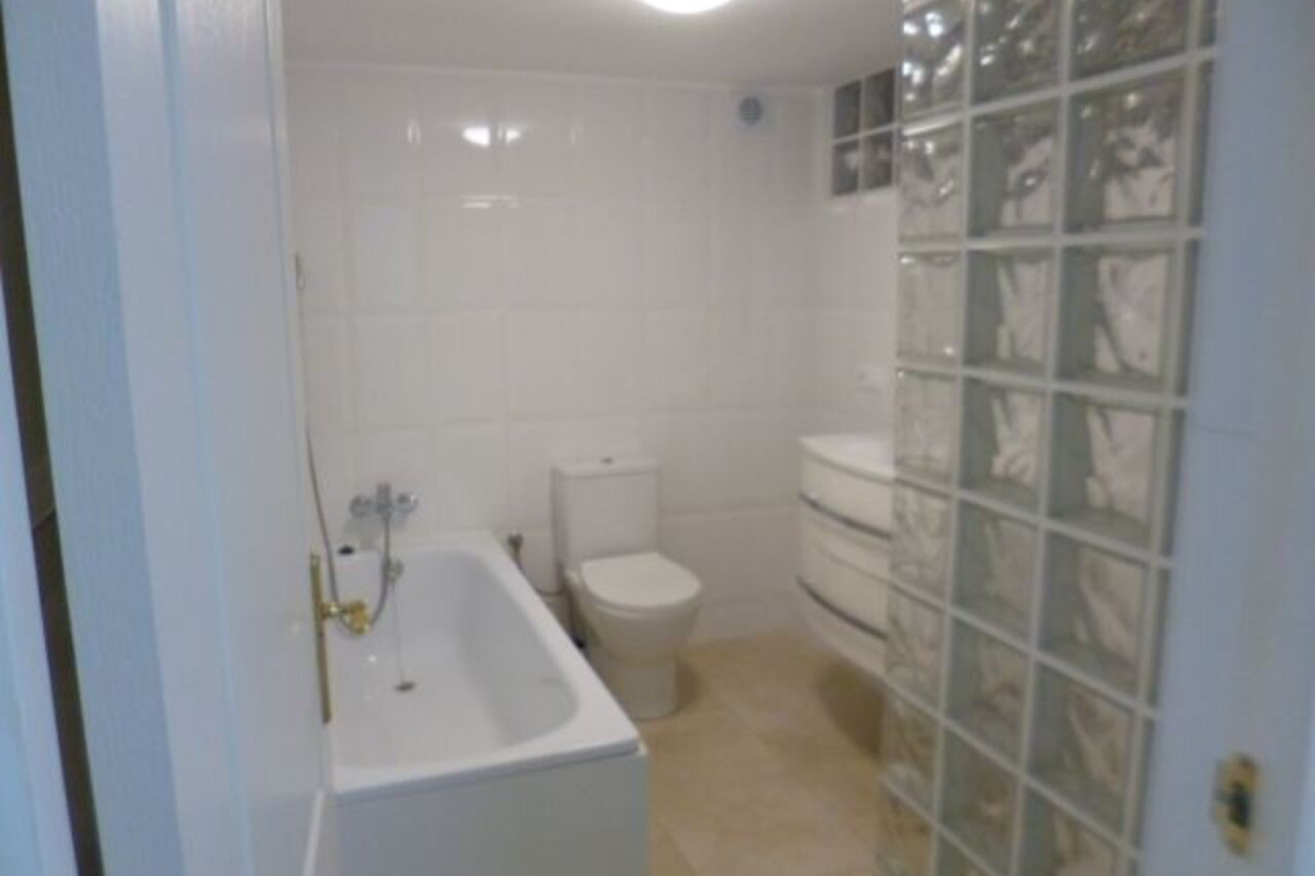 Herverkoop - Villa -
Villamartin - Costa Blanca