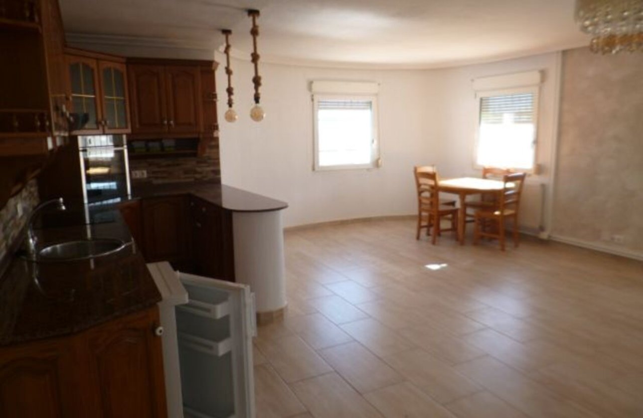 Herverkoop - Villa -
Villamartin - Costa Blanca