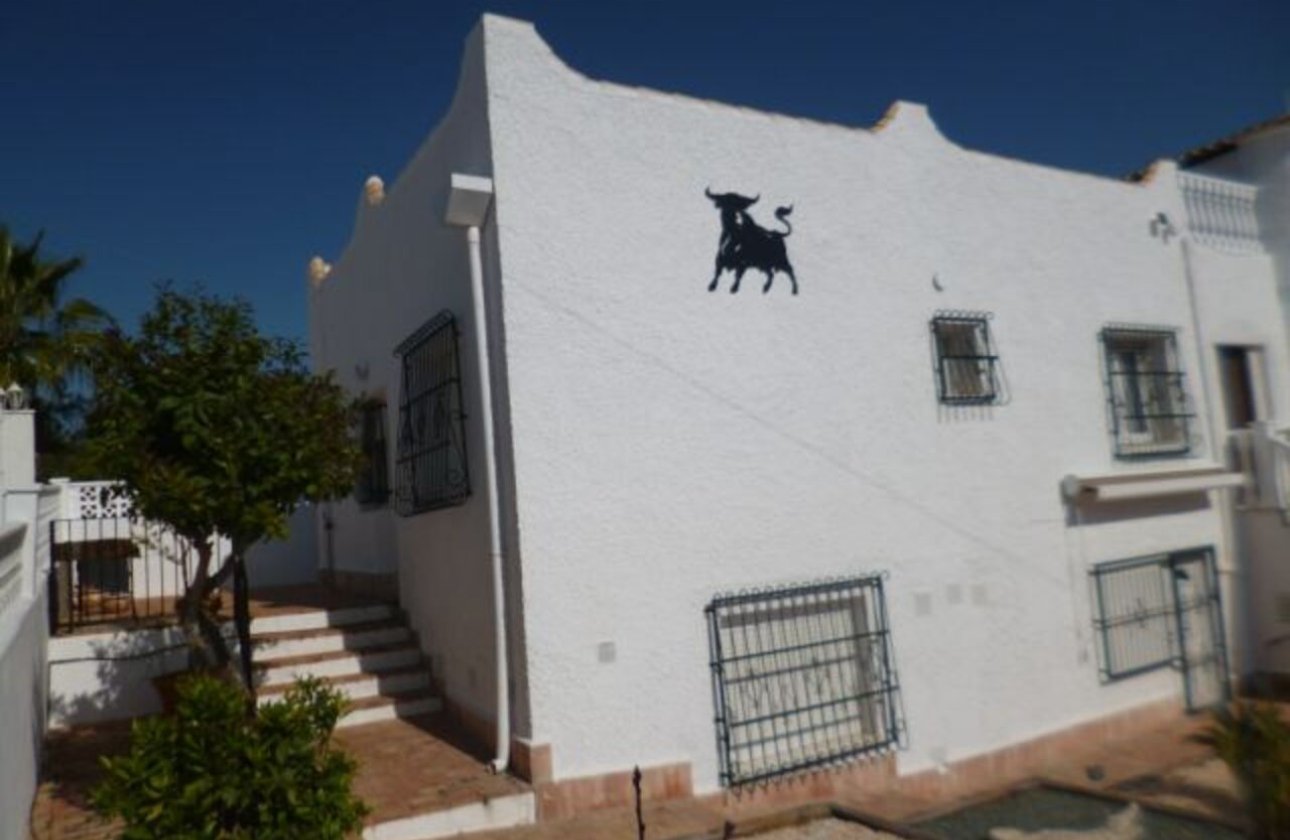 Herverkoop - Villa -
Villamartin - Costa Blanca