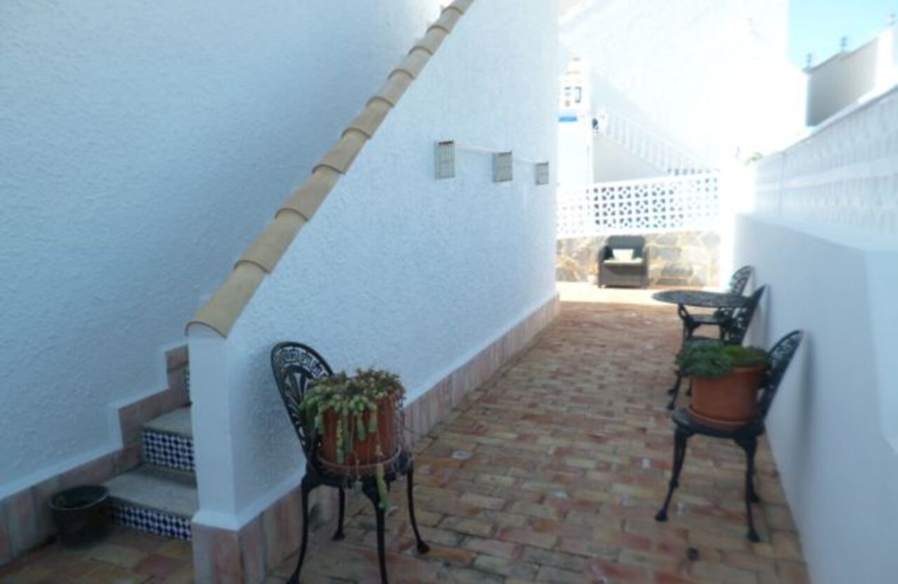 Herverkoop - Villa -
Villamartin - Costa Blanca