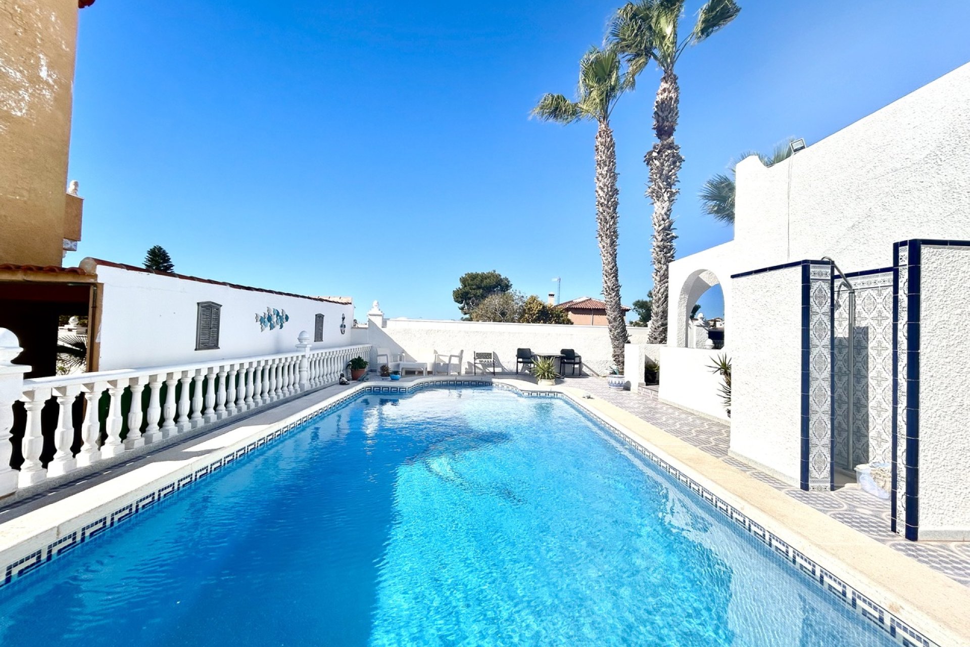 Herverkoop - Villa -
Villamartin - Costa Blanca