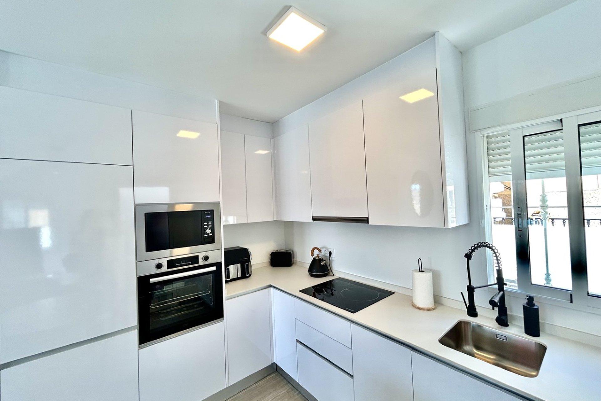 Herverkoop - Villa -
Villamartin - Costa Blanca