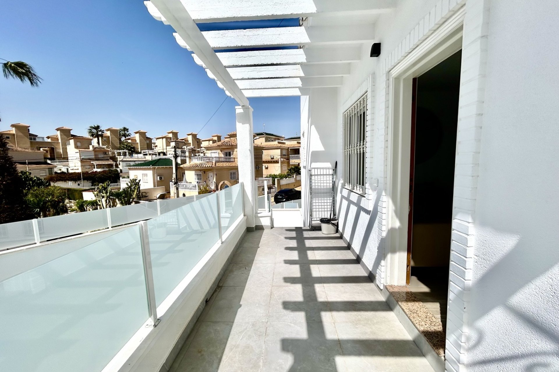 Herverkoop - Villa -
Villamartin - Costa Blanca