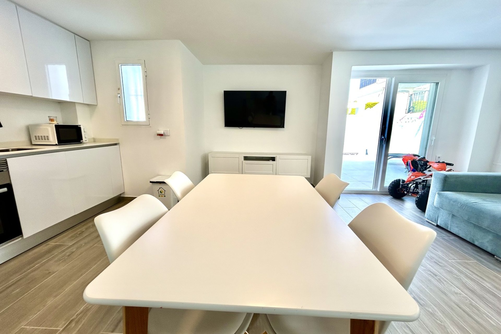 Herverkoop - Villa -
Villamartin - Costa Blanca