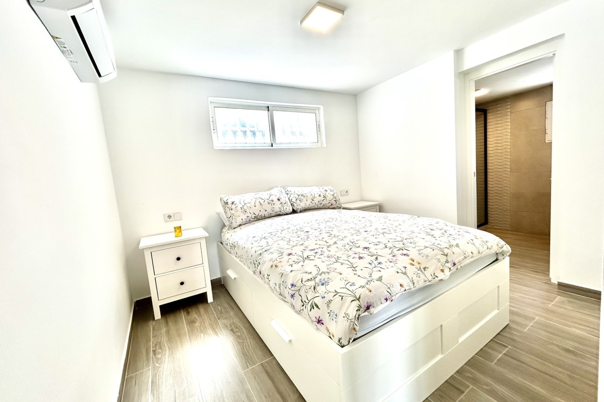 Herverkoop - Villa -
Villamartin - Costa Blanca