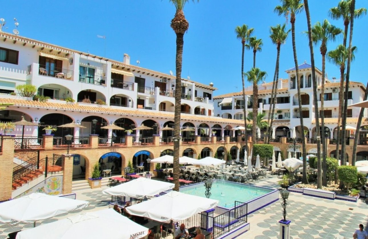 Herverkoop - Villa -
Villamartin - Costa Blanca
