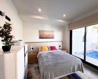 Herverkoop - Villa -
Villamartin - Costa Blanca