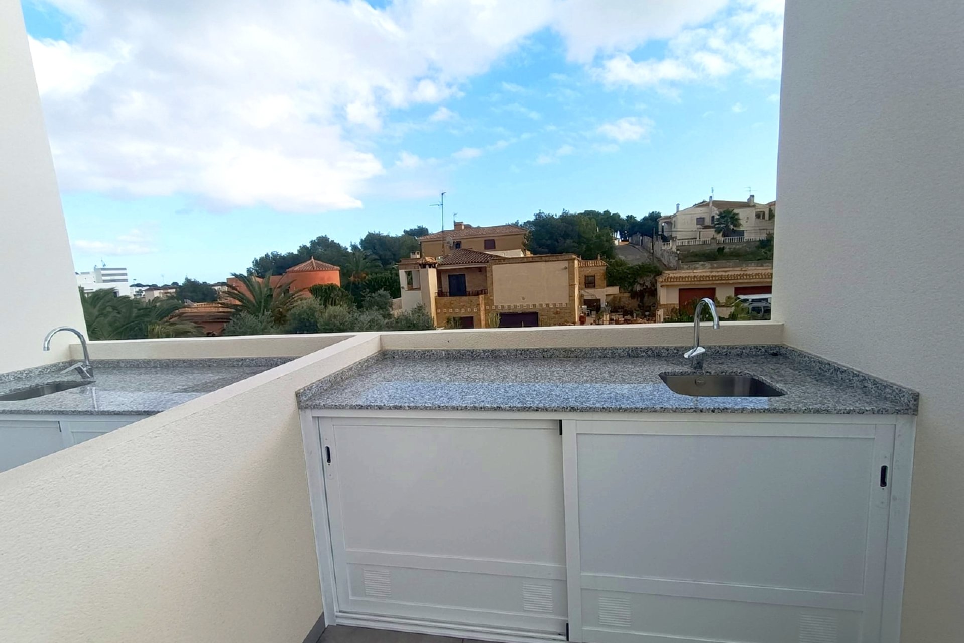 Herverkoop - Villa -
Villamartin - Costa Blanca