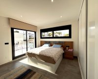 Herverkoop - Villa -
Villamartin - Costa Blanca