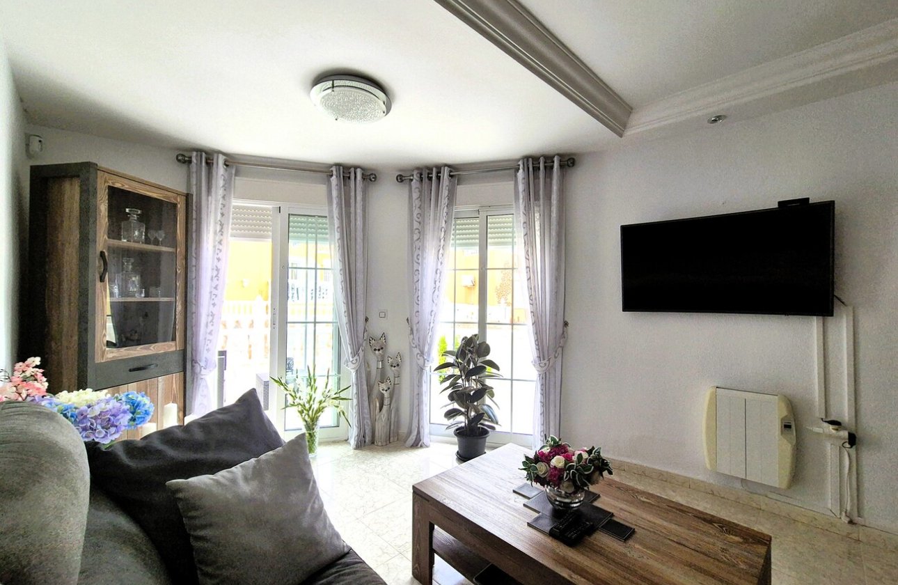 Herverkoop - Villa -
Villamartin - Costa Blanca