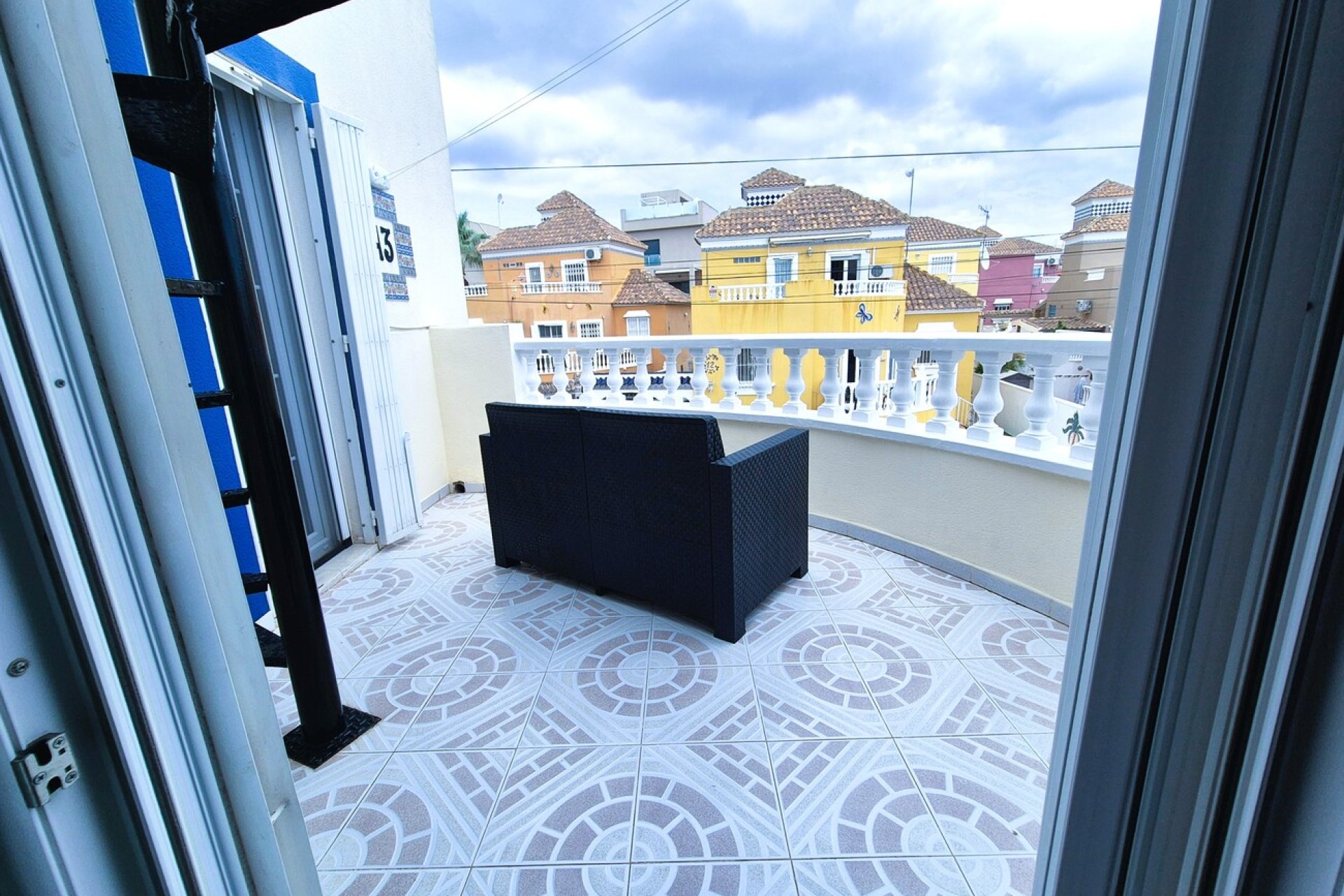 Herverkoop - Villa -
Villamartin - Costa Blanca