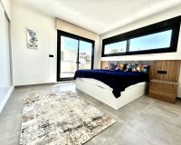 Herverkoop - Villa -
Villamartin - Costa Blanca