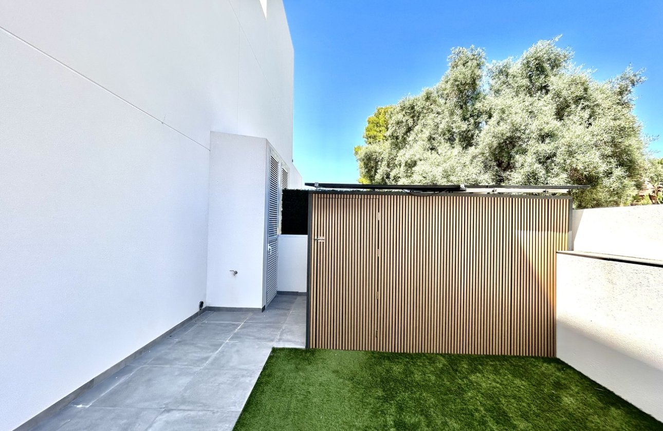 Herverkoop - Villa -
Villamartin - Costa Blanca