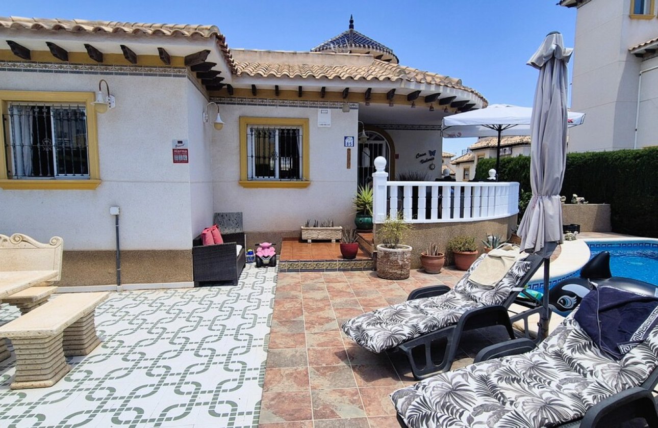 Herverkoop - Villa -
Villamartin - Costa Blanca