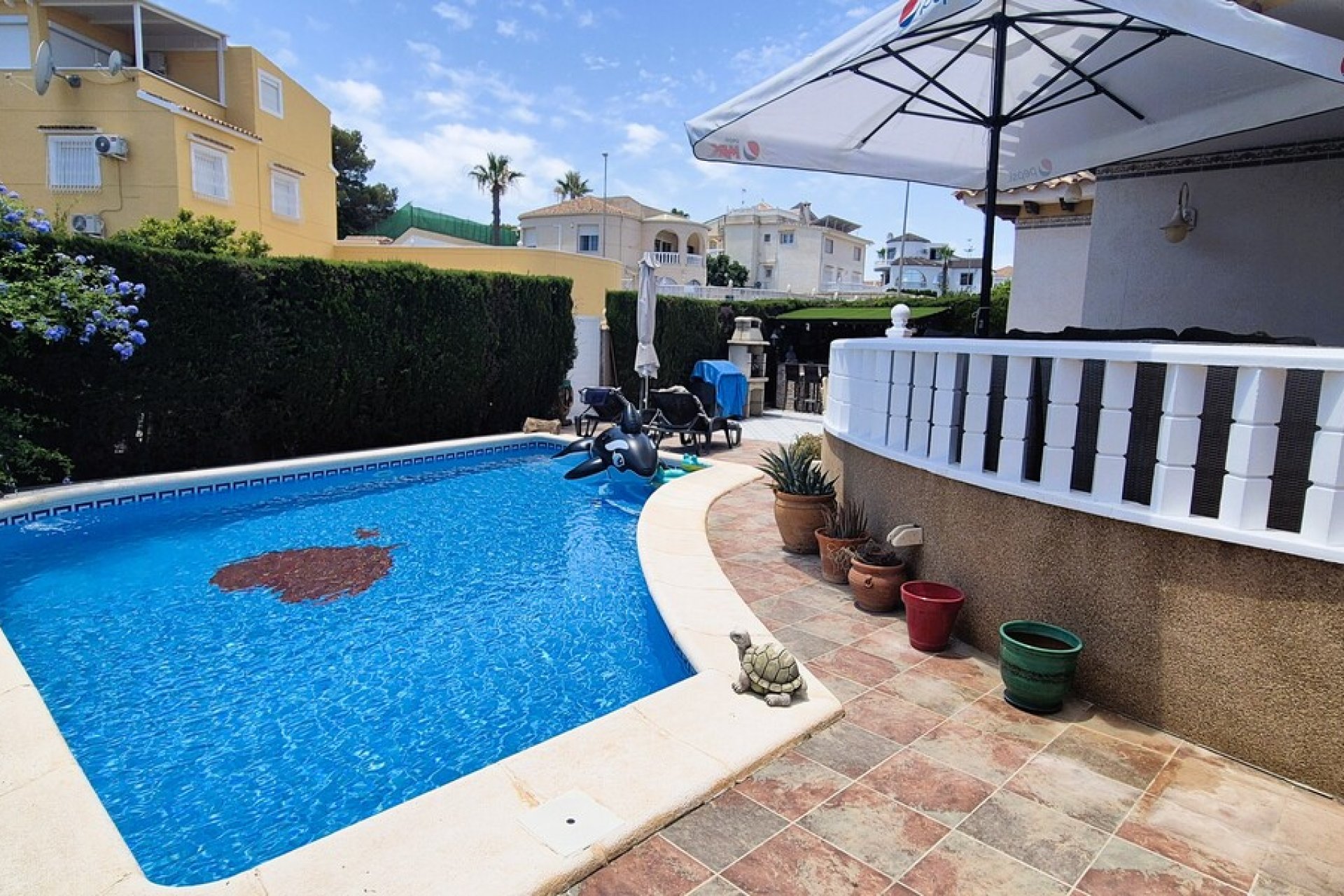 Herverkoop - Villa -
Villamartin - Costa Blanca