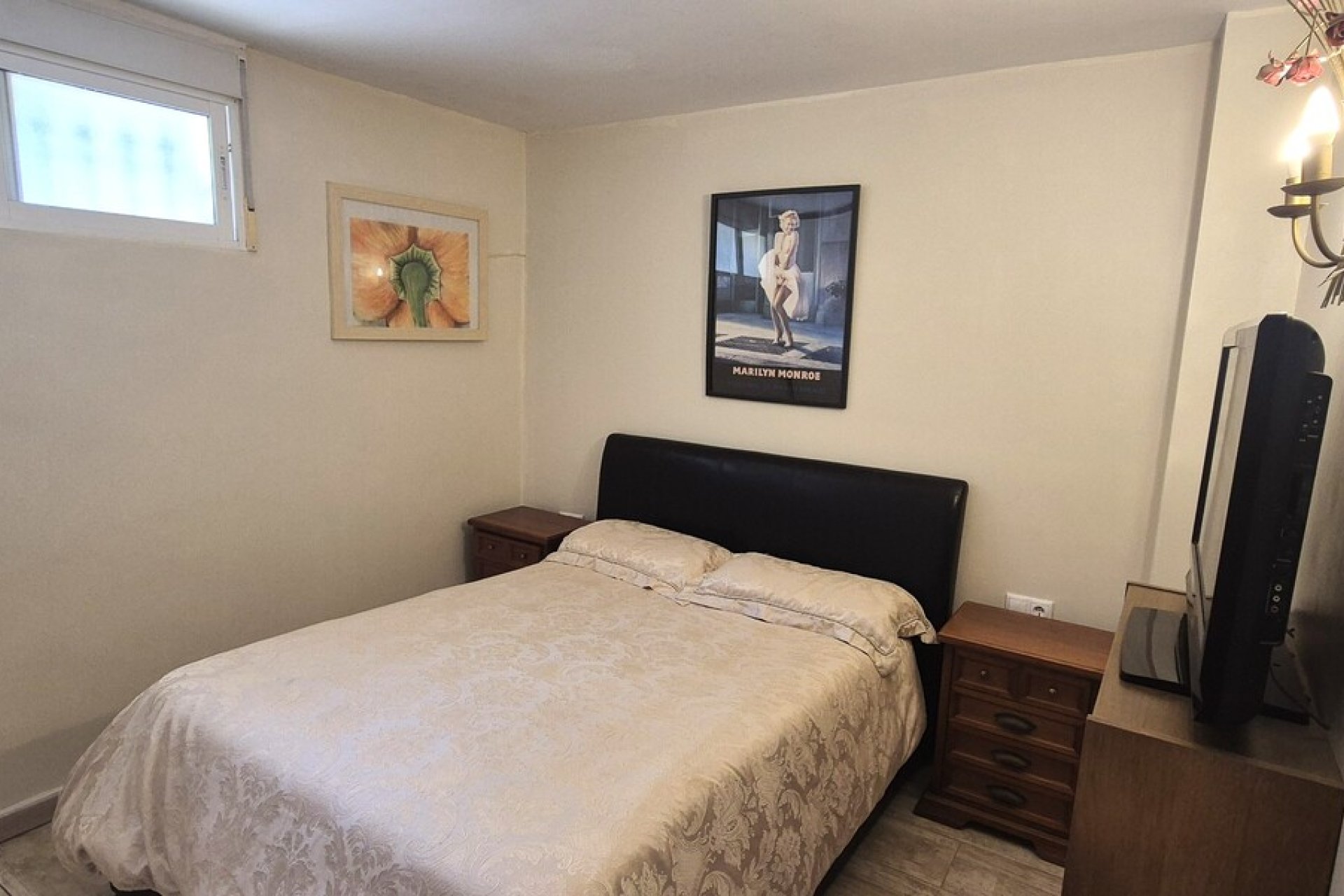 Herverkoop - Villa -
Villamartin - Costa Blanca
