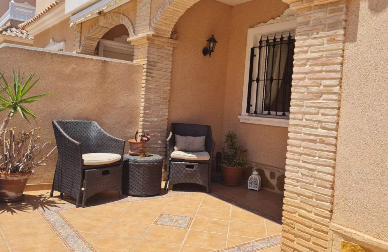 Herverkoop - Villa -
Villamartin - Costa Blanca
