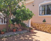 Herverkoop - Villa -
Villamartin - Costa Blanca