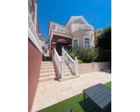 Herverkoop - Villa -
Villamartin - Costa Blanca
