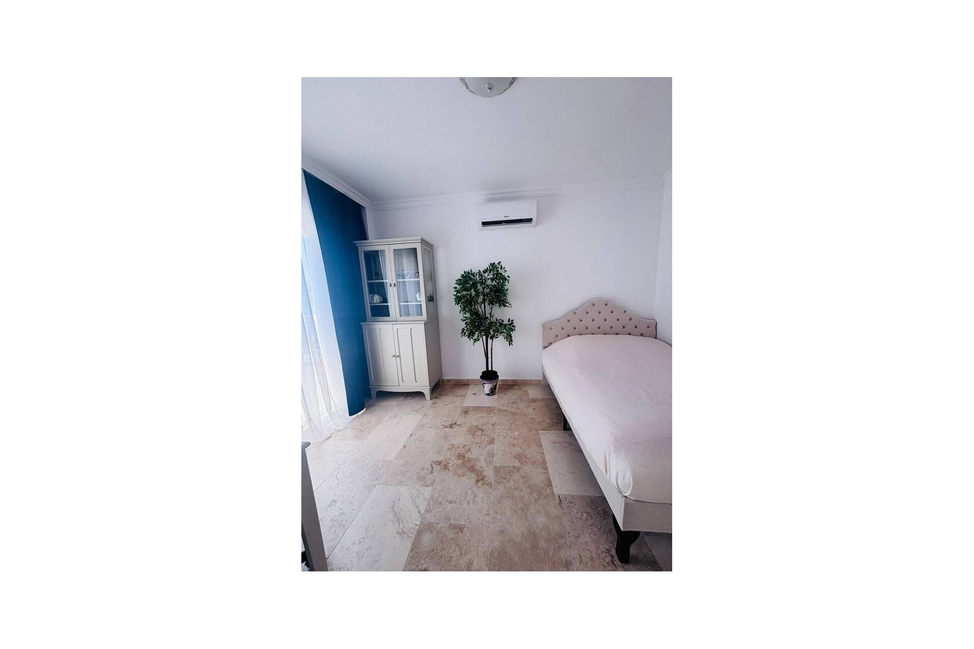Herverkoop - Villa -
Villamartin - Costa Blanca