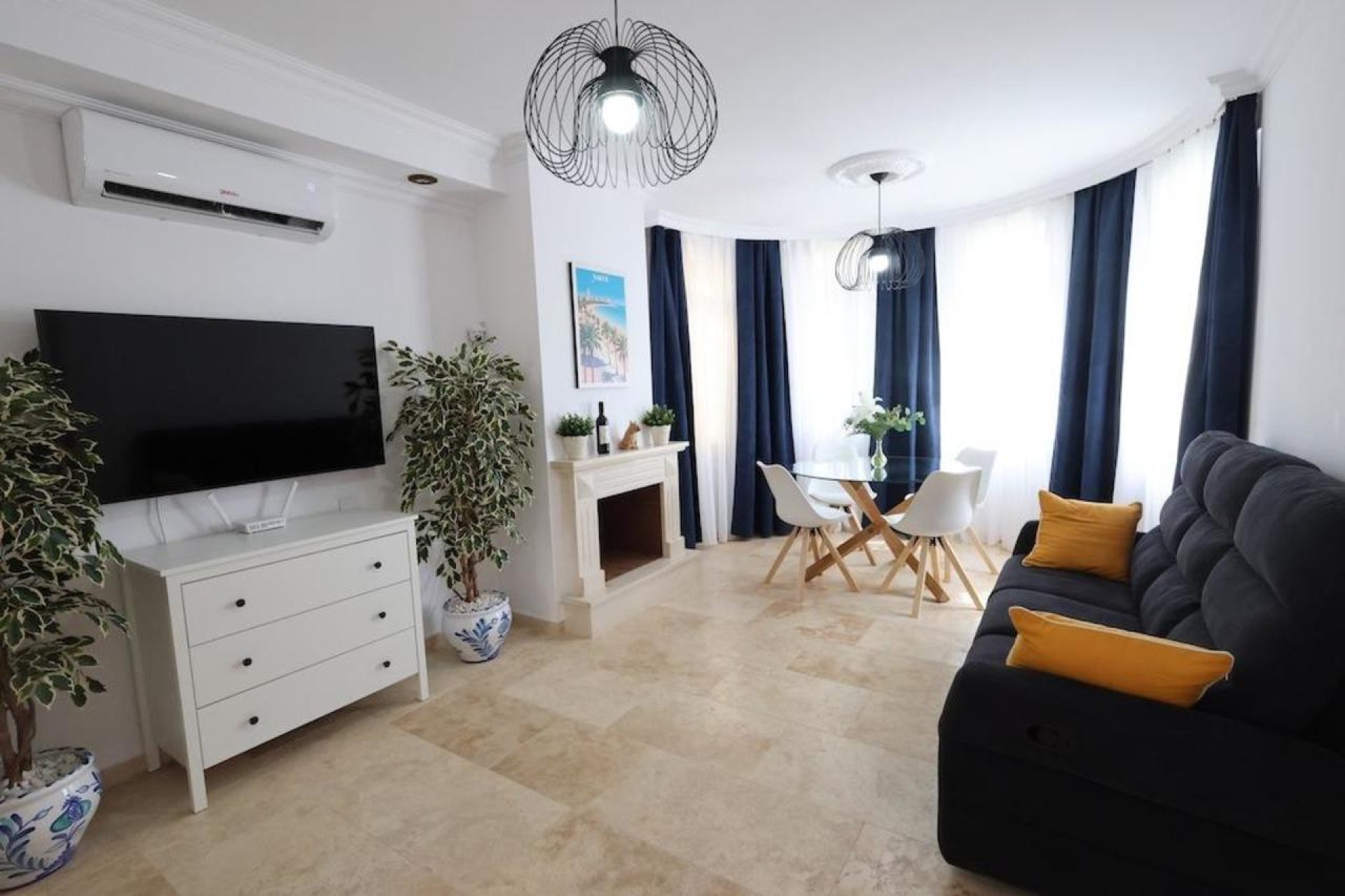 Herverkoop - Villa -
Villamartin - Costa Blanca