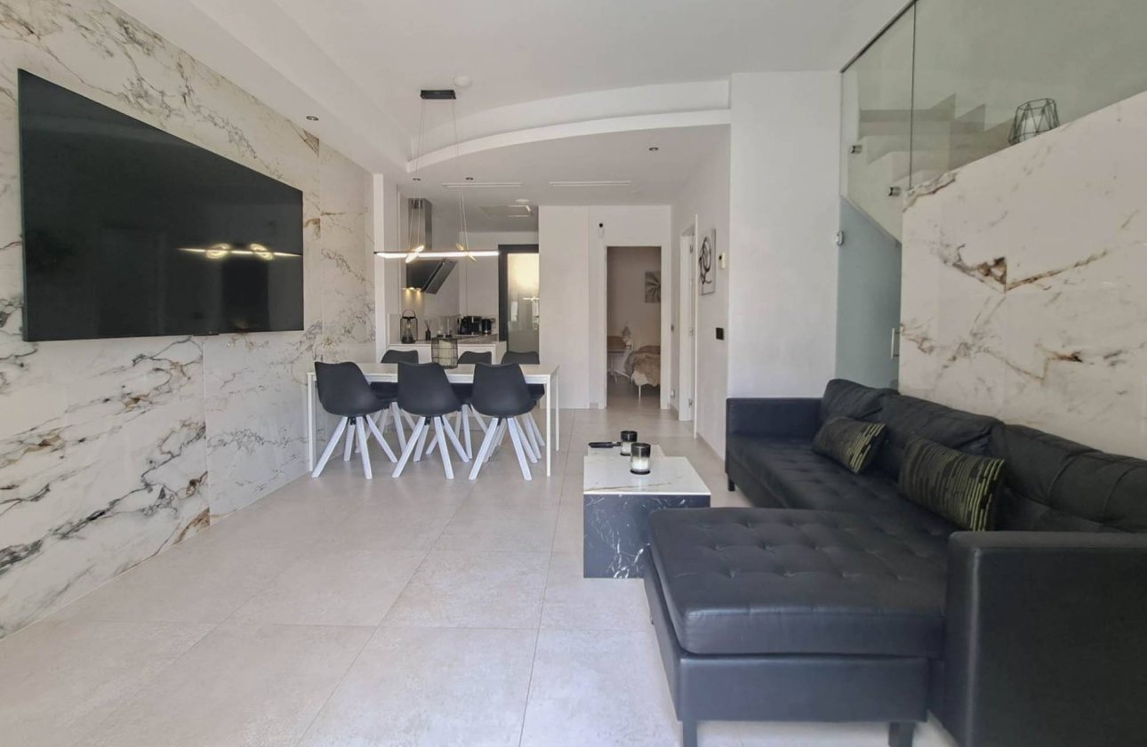 Herverkoop - Villa -
Villamartin - Costa Blanca