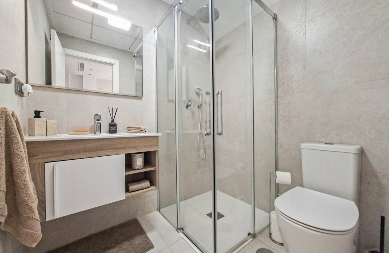 Herverkoop - Villa -
Villamartin - Costa Blanca