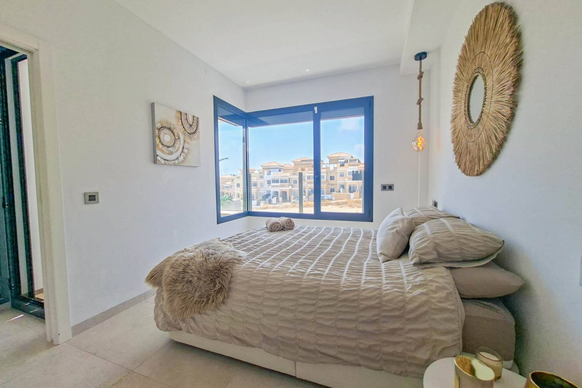 Herverkoop - Villa -
Villamartin - Costa Blanca