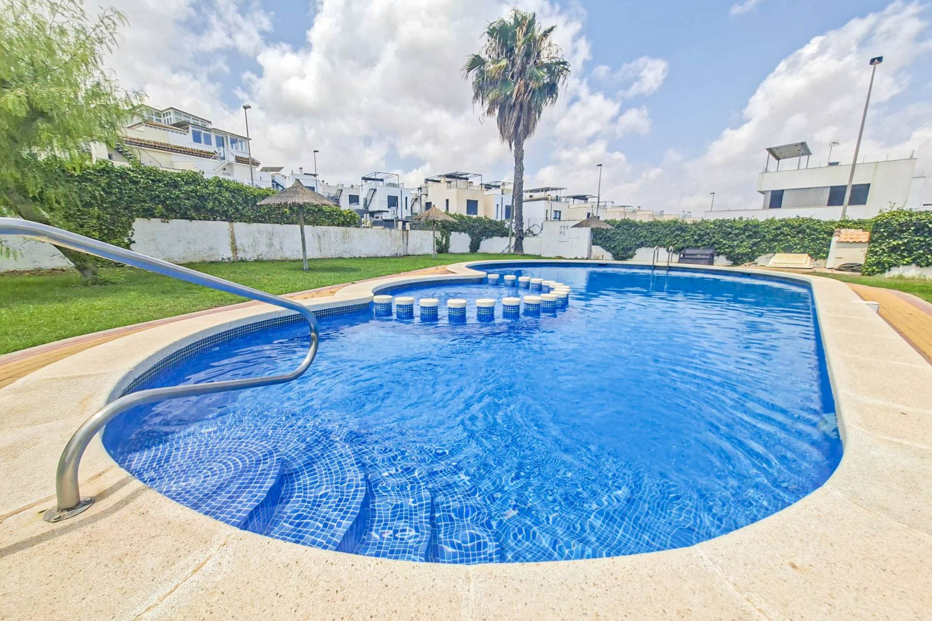 Herverkoop - Villa -
Villamartin - Costa Blanca