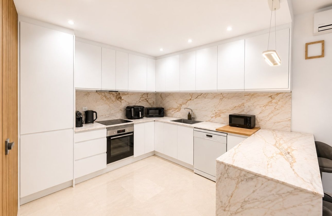 Herverkoop - Villa -
Villamartin - Costa Blanca