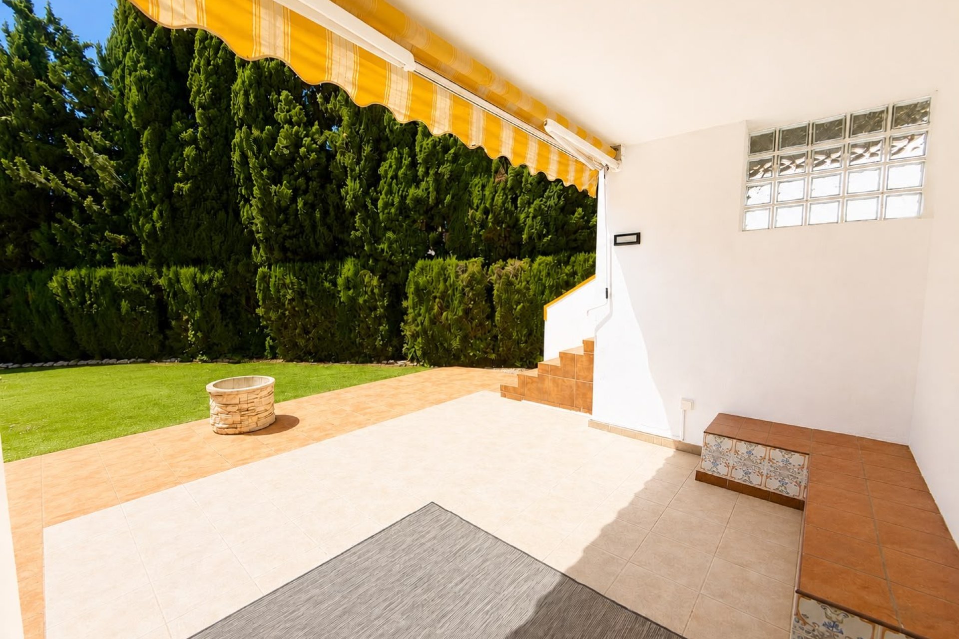 Herverkoop - Villa -
Villamartin - Costa Blanca