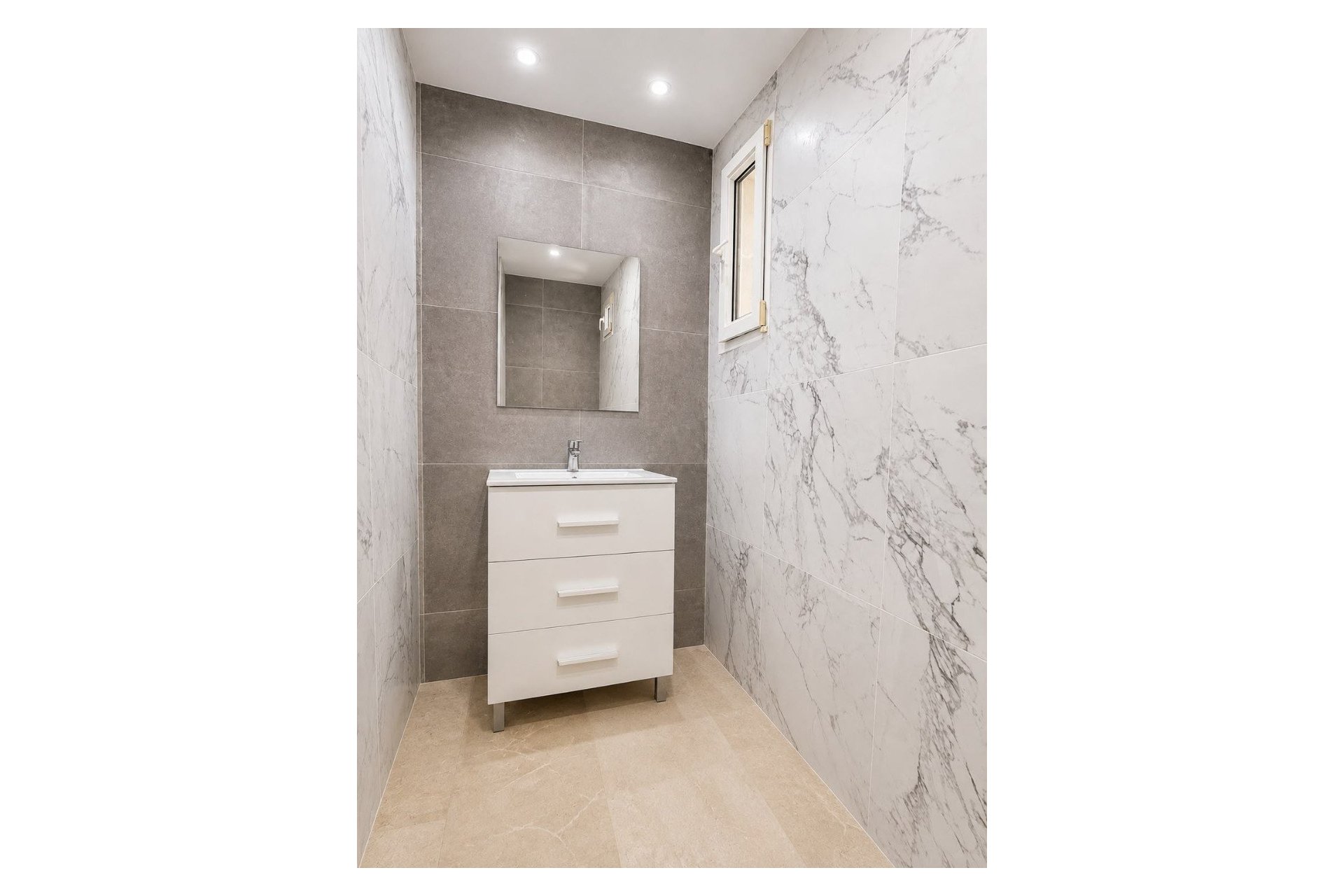 Herverkoop - Villa -
Villamartin - Costa Blanca