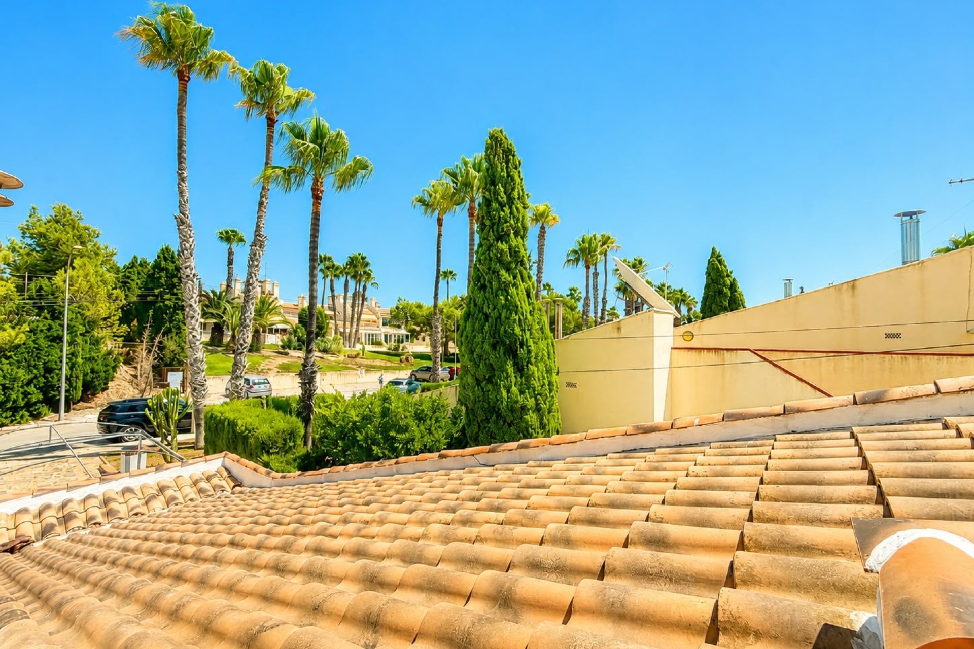 Herverkoop - Villa -
Villamartin - Costa Blanca