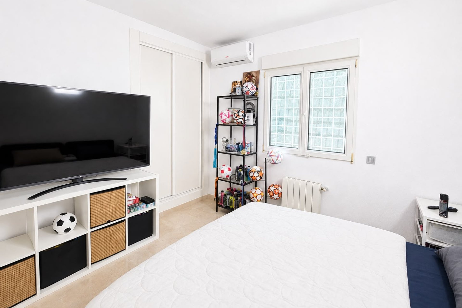 Herverkoop - Villa -
Villamartin - Costa Blanca