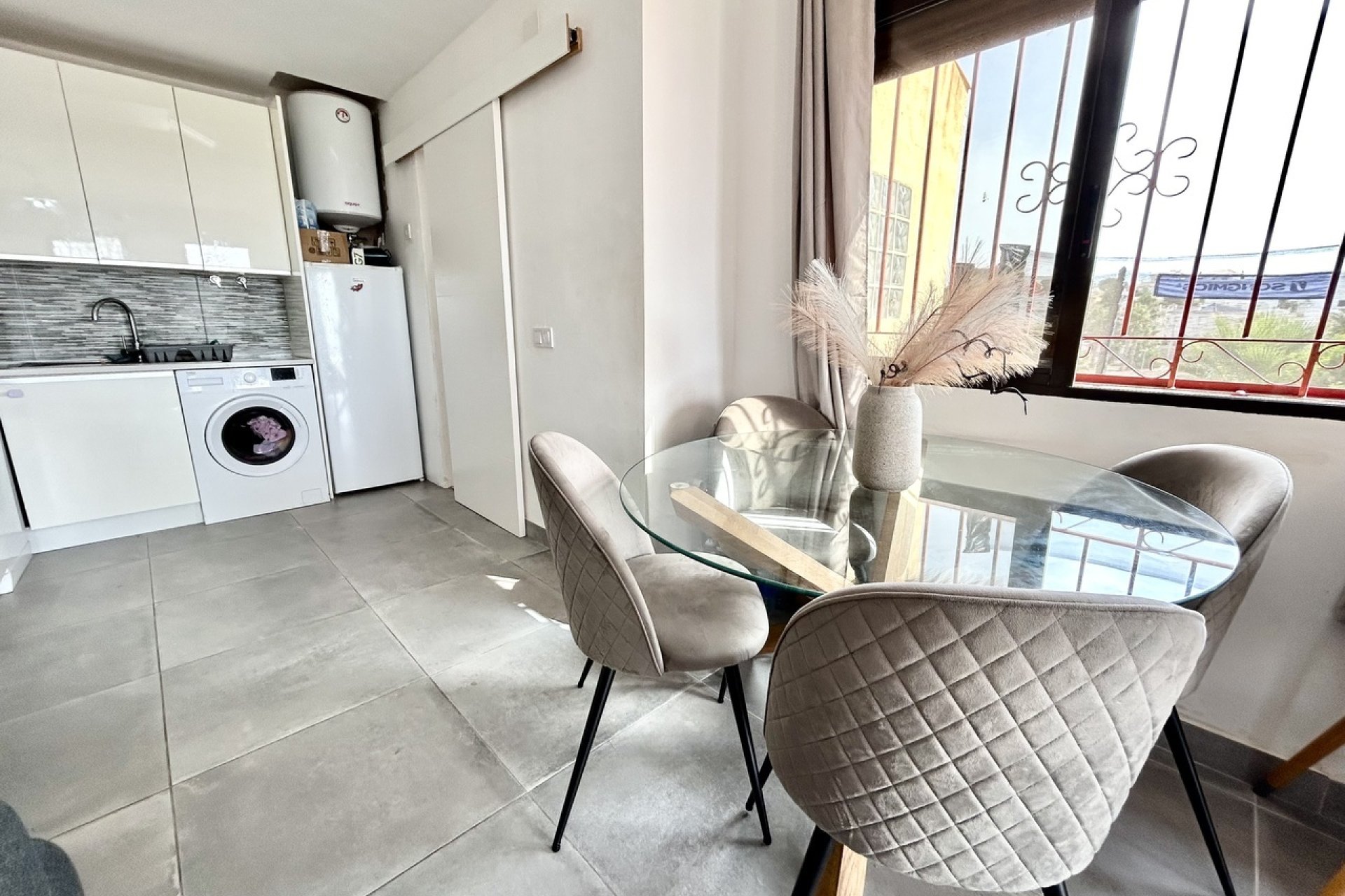 Herverkoop - Villa -
Villamartin - Costa Blanca