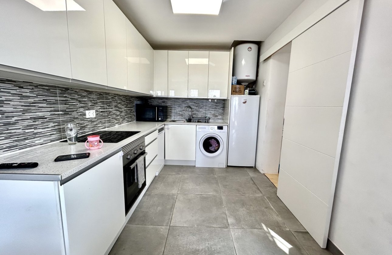 Herverkoop - Villa -
Villamartin - Costa Blanca