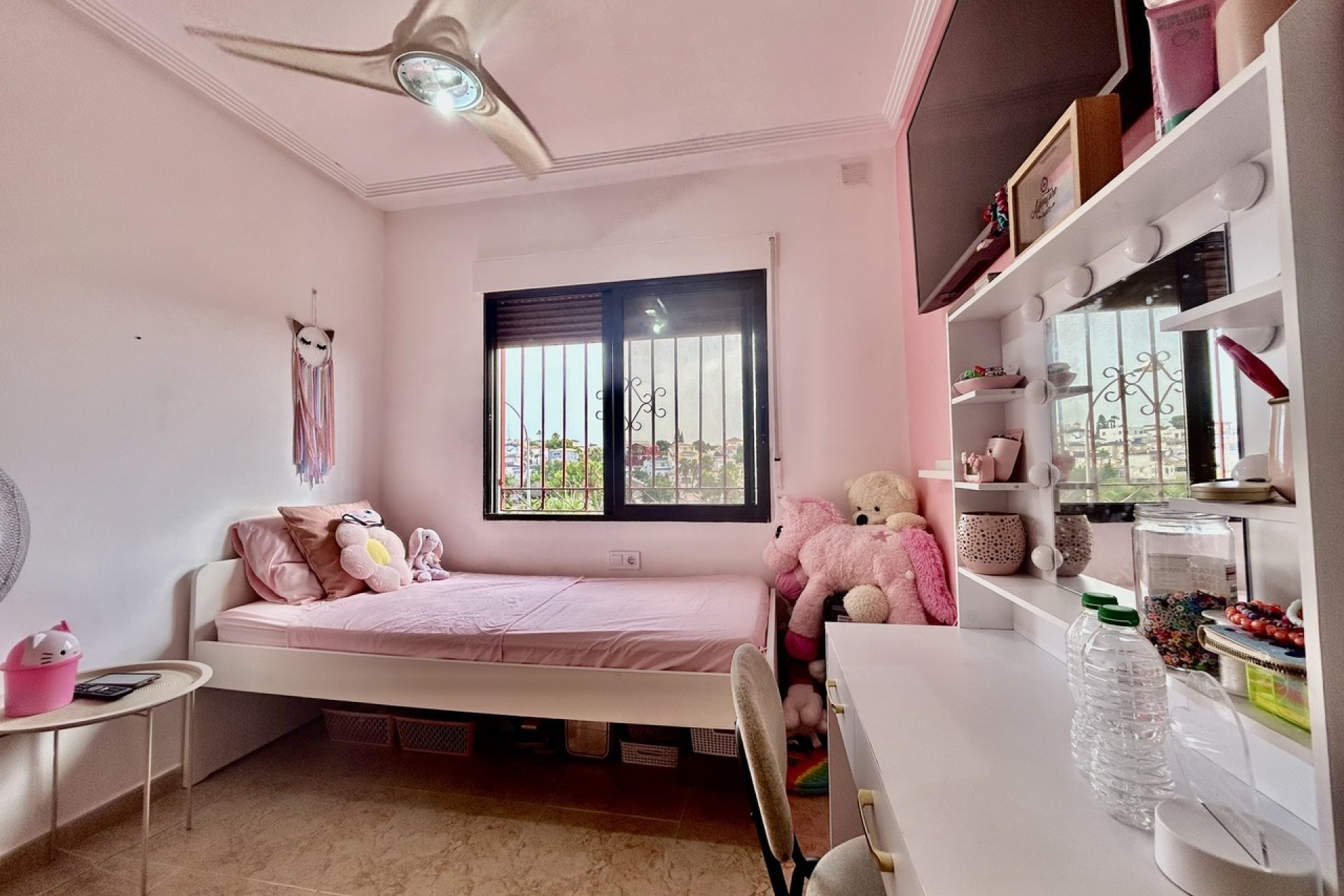 Herverkoop - Villa -
Villamartin - Costa Blanca
